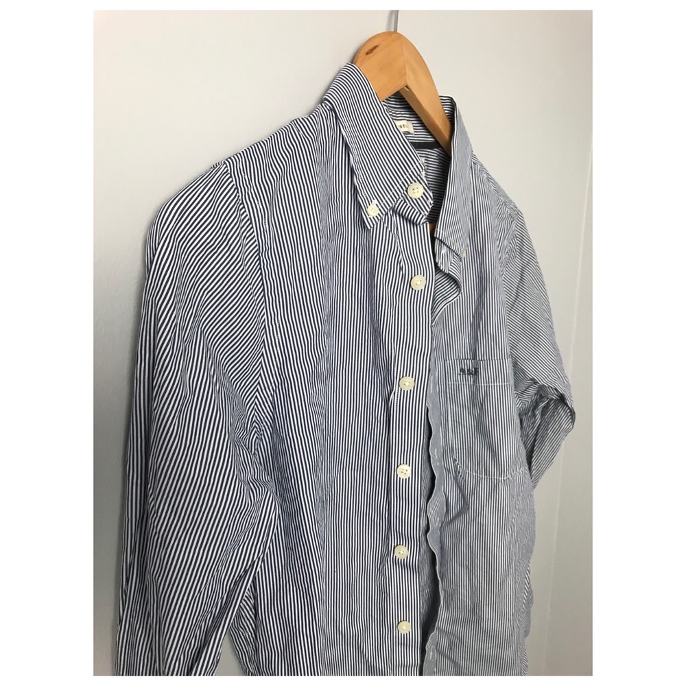 A&F button down S - Picture 3 of 4